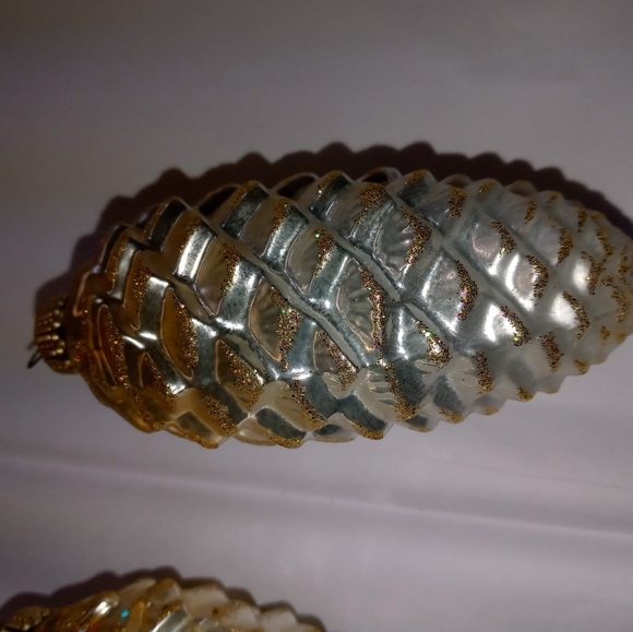 Pine Cone ornament set - Picture 5 of 5